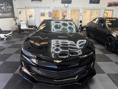 Black 2018 Chevrolet Camaro 1LS