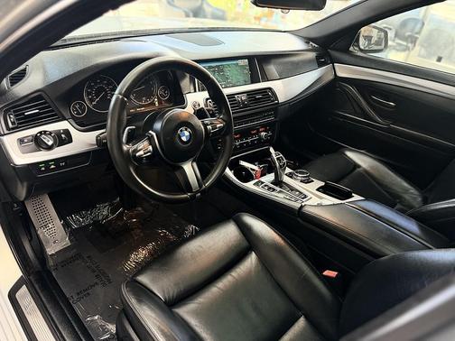 Cashmere Silver Metallic 2015 BMW 550 M-SPORT