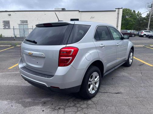 2017 Chevrolet Equinox LS
