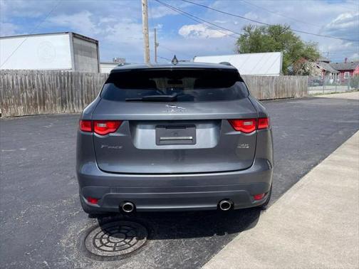 2018 Jaguar F-PACE 30t Premium