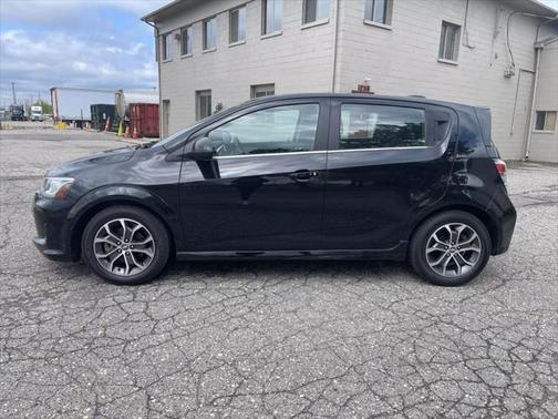 2017 Chevrolet Sonic LT