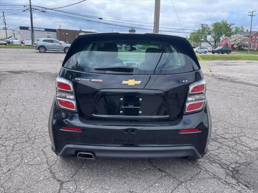 2017 Chevrolet Sonic LT
