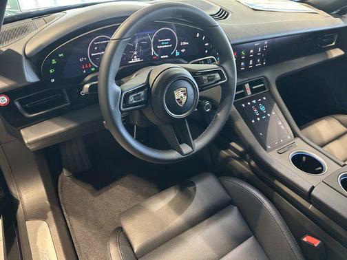 2025 Porsche Taycan 4