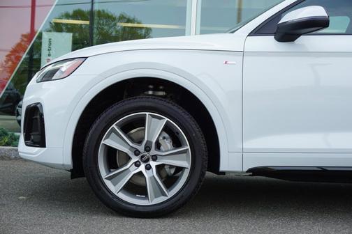 2025 Audi Q5 45 S line Premium