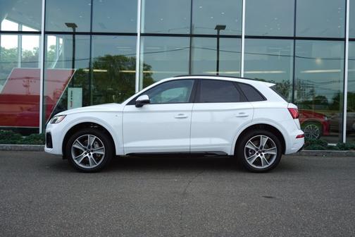 2025 Audi Q5 45 S line Premium