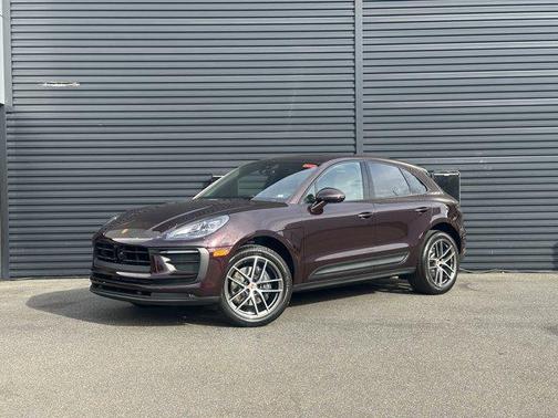 2026 Porsche Macan AWD