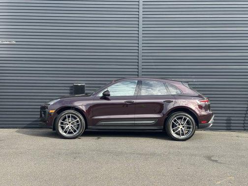 2026 Porsche Macan AWD