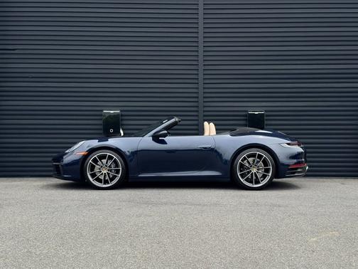 2021 Porsche 911 Carrera