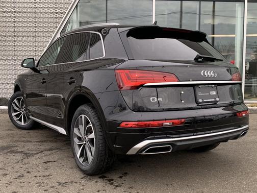 2024 Audi Q5 45 S line Premium Plus