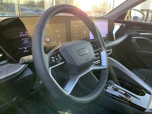 2025 Audi Q5 Premium Plus TFSI quattro S tronic