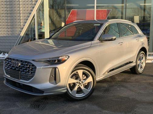 2025 Audi Q5 Premium Plus TFSI quattro S tronic