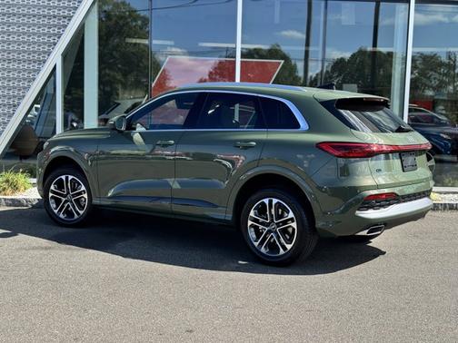 2025 Audi Q5 Premium Plus