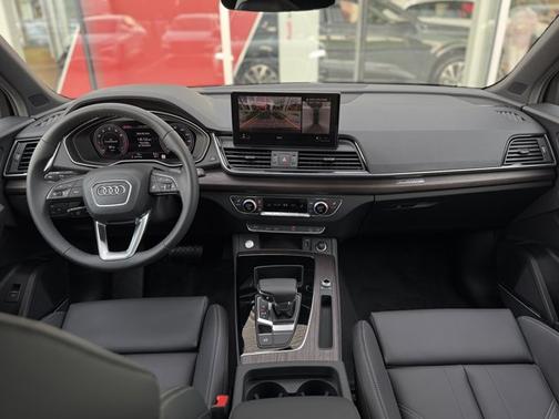2025 Audi Q5 45 S line Premium Plus