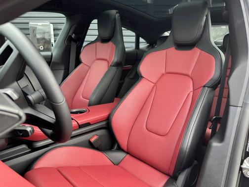 Jet Black Metallic 2025 Porsche Taycan 4