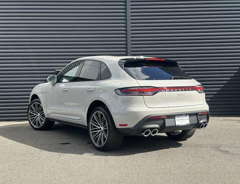 2026 Porsche Macan AWD