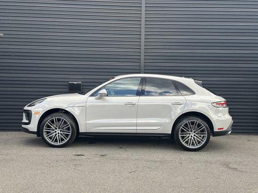 2026 Porsche Macan AWD