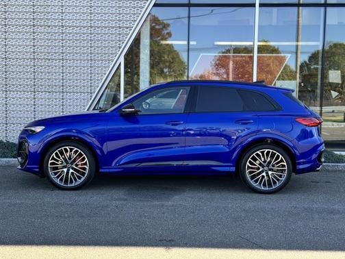 2025 Audi SQ5 3.0T Prestige