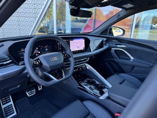 2025 Audi SQ5 3.0T Prestige