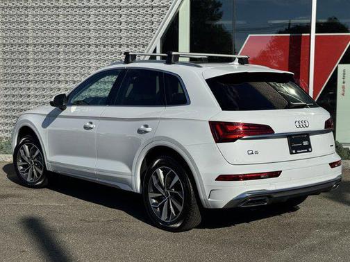 2023 Audi Q5 45 S line Premium Plus