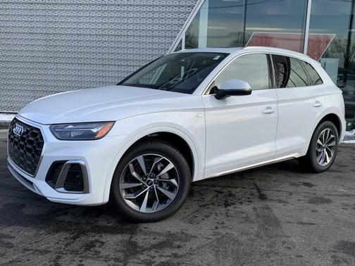 2023 Audi Q5 45 S line Premium Plus