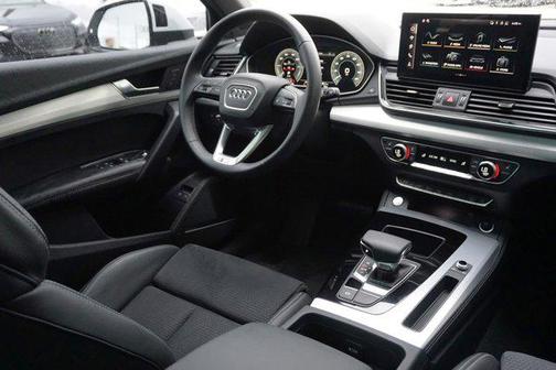 2024 Audi Q5 55 S line Prestige