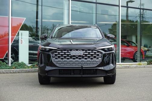 2025 Audi Q5 Premium