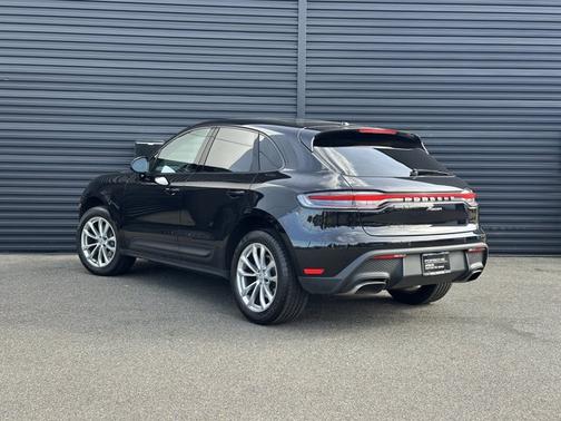 2023 Porsche Macan 4DR AWD