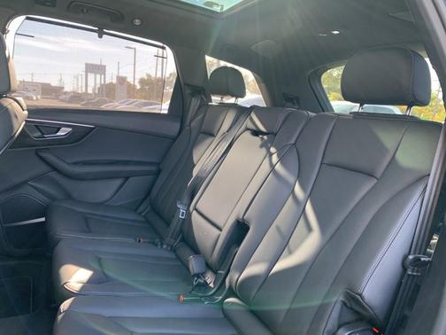 2026 Audi Q7 55 Premium Plus