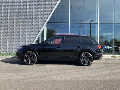 2026 Audi Q7 55 Premium Plus