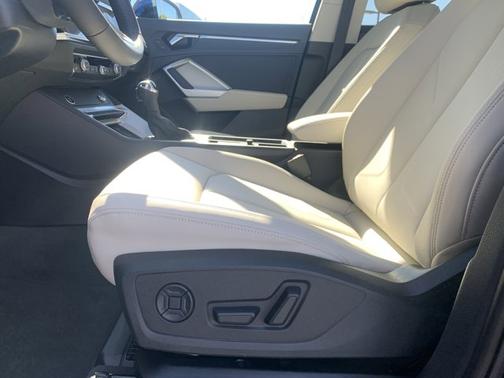 2025 Audi Q3 45 S line Premium Plus