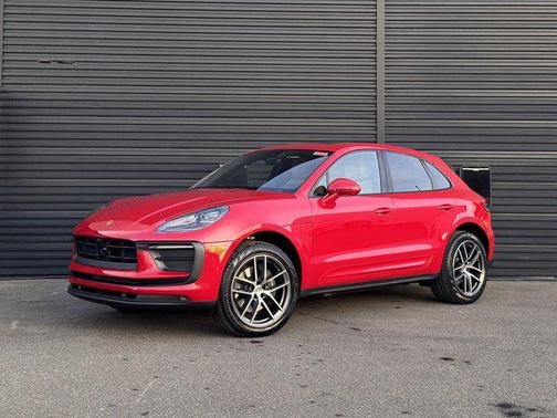 2024 Porsche Macan Base
