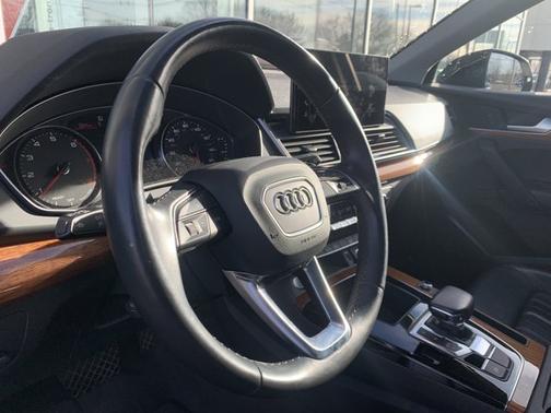 2023 Audi Q5 40 Premium