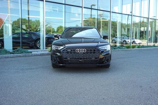 2025 Audi A8 L 55 TFSI quattro Tiptronic