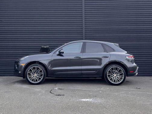 2024 Porsche Macan Base