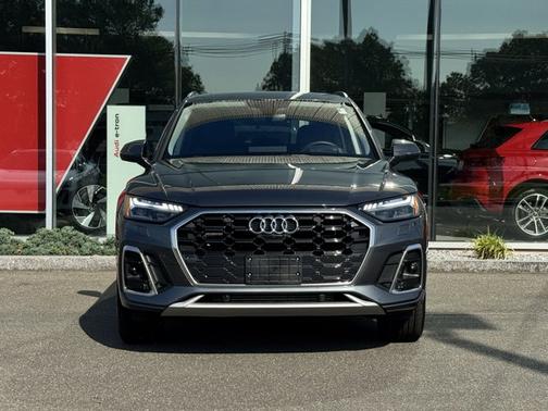 2023 Audi Q5 45 S line Prestige