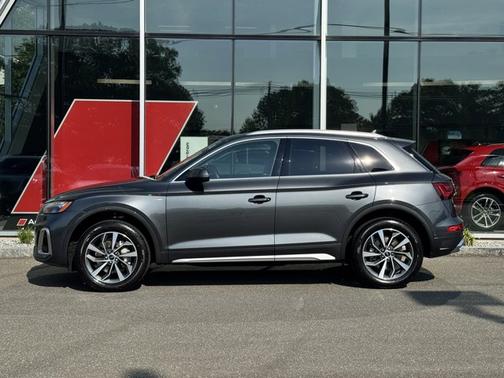 2023 Audi Q5 45 S line Prestige