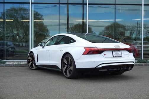 2025 Audi S e-tron GT Premium Plus