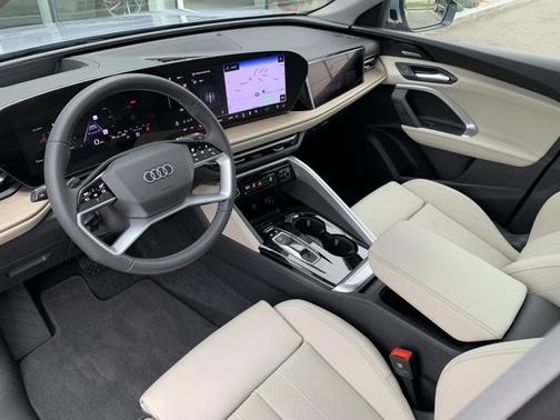 2025 Audi Q5 Prestige TFSI quattro S tronic