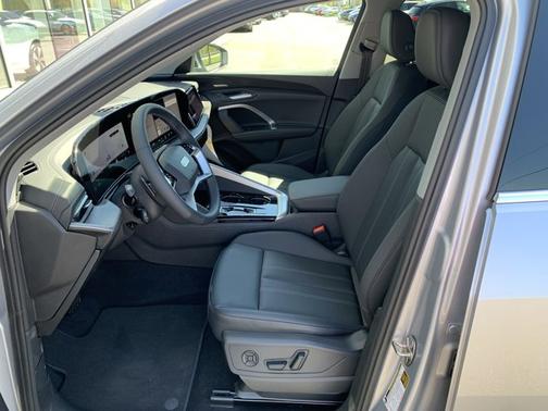 Florett Silver Metallic 2026 Audi Q5 Premium Plus TFSI quattro S tronic