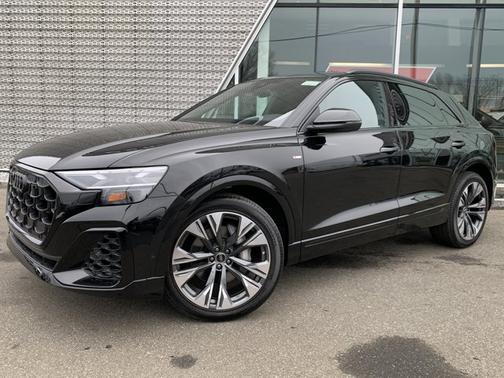 2026 Audi Q8 55 Premium Plus