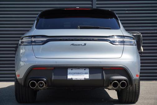 2026 Porsche Macan Macan