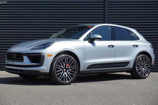 2026 Porsche Macan Macan