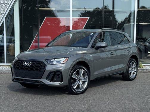 2025 Audi Q5 45 S line Premium