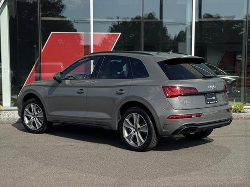 2025 Audi Q5 45 S line Premium