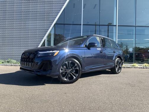 2026 Audi Q7 55 Premium Plus