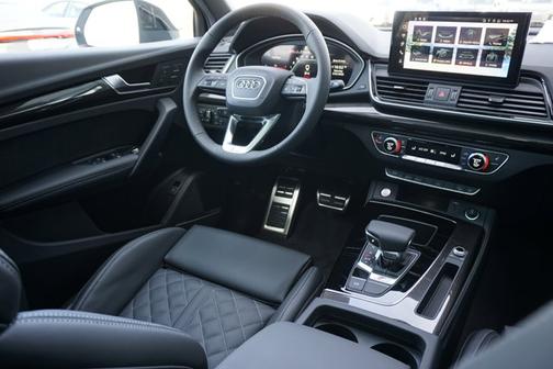 2025 Audi SQ5 3.0T Premium Plus