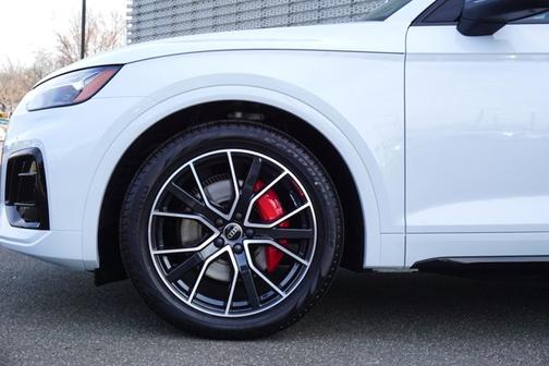 2025 Audi SQ5 3.0T Premium Plus