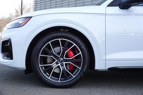 2025 Audi SQ5 3.0T Premium Plus