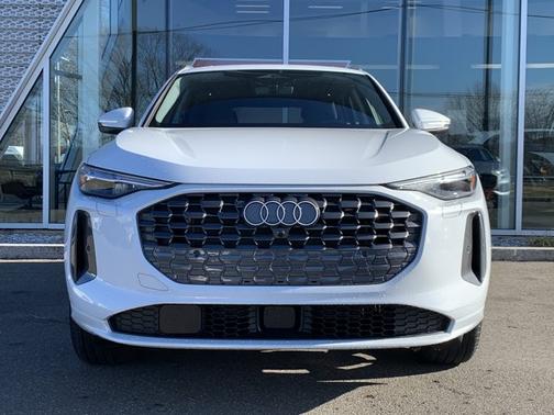 2025 Audi Q5 Premium Plus TFSI quattro S tronic