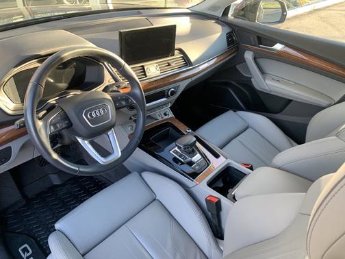 2022 Audi Q5 55 S line Premium Plus